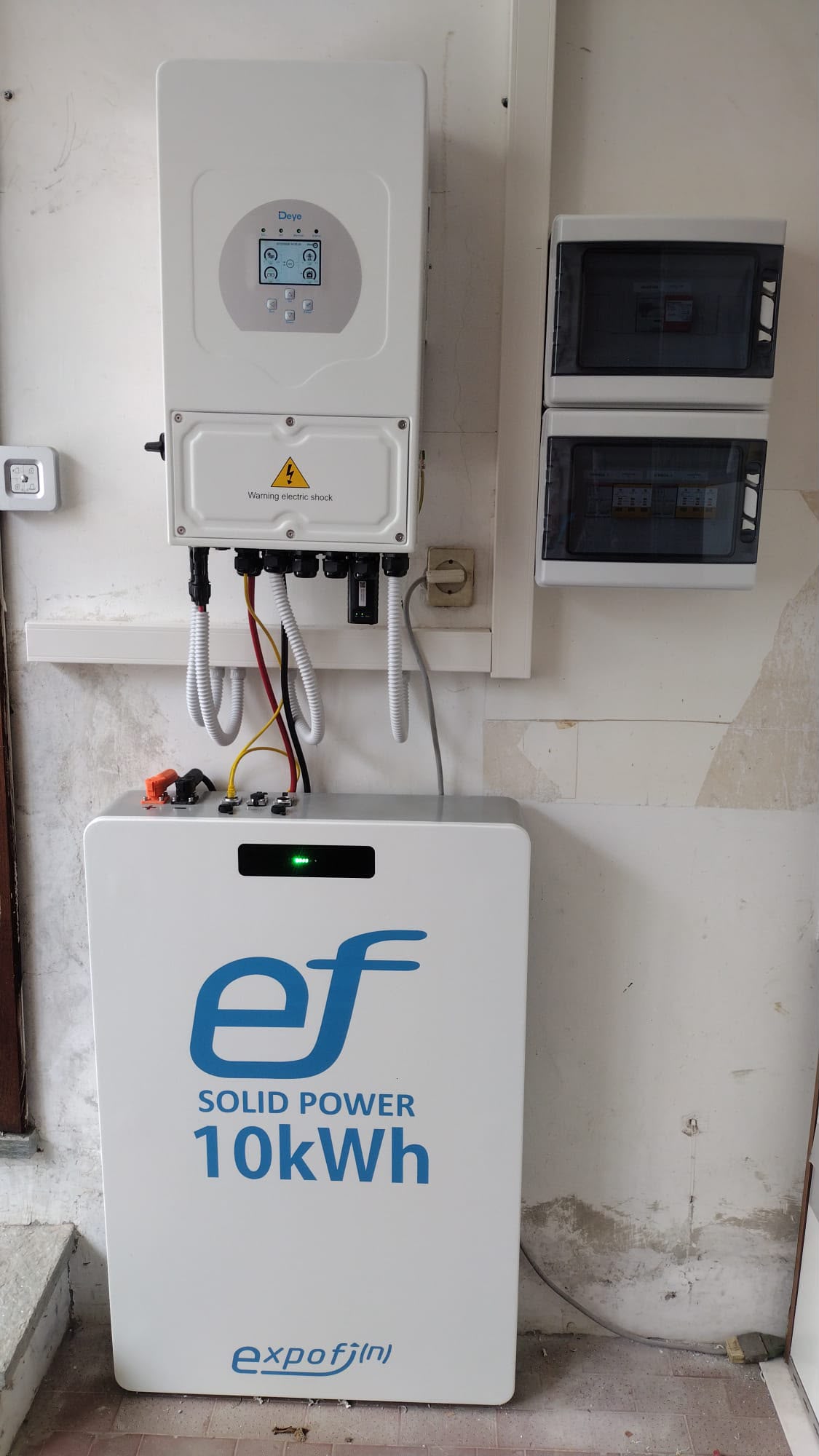 Inverter a parete e batteria di accumulo