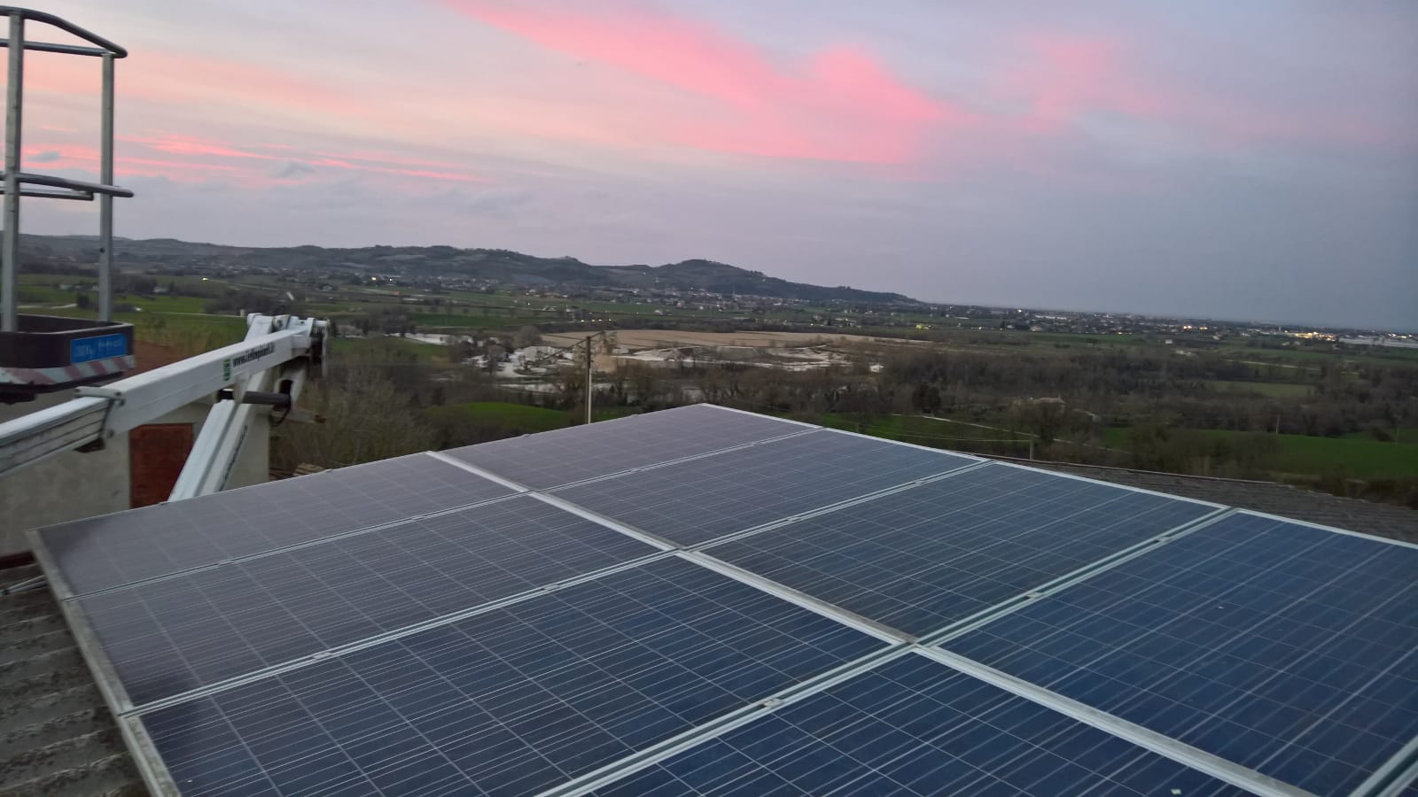 Pannelli fotovoltaici sulla copertura